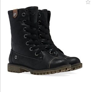 Like New! Roxy Bruna Combat Boot, size 6